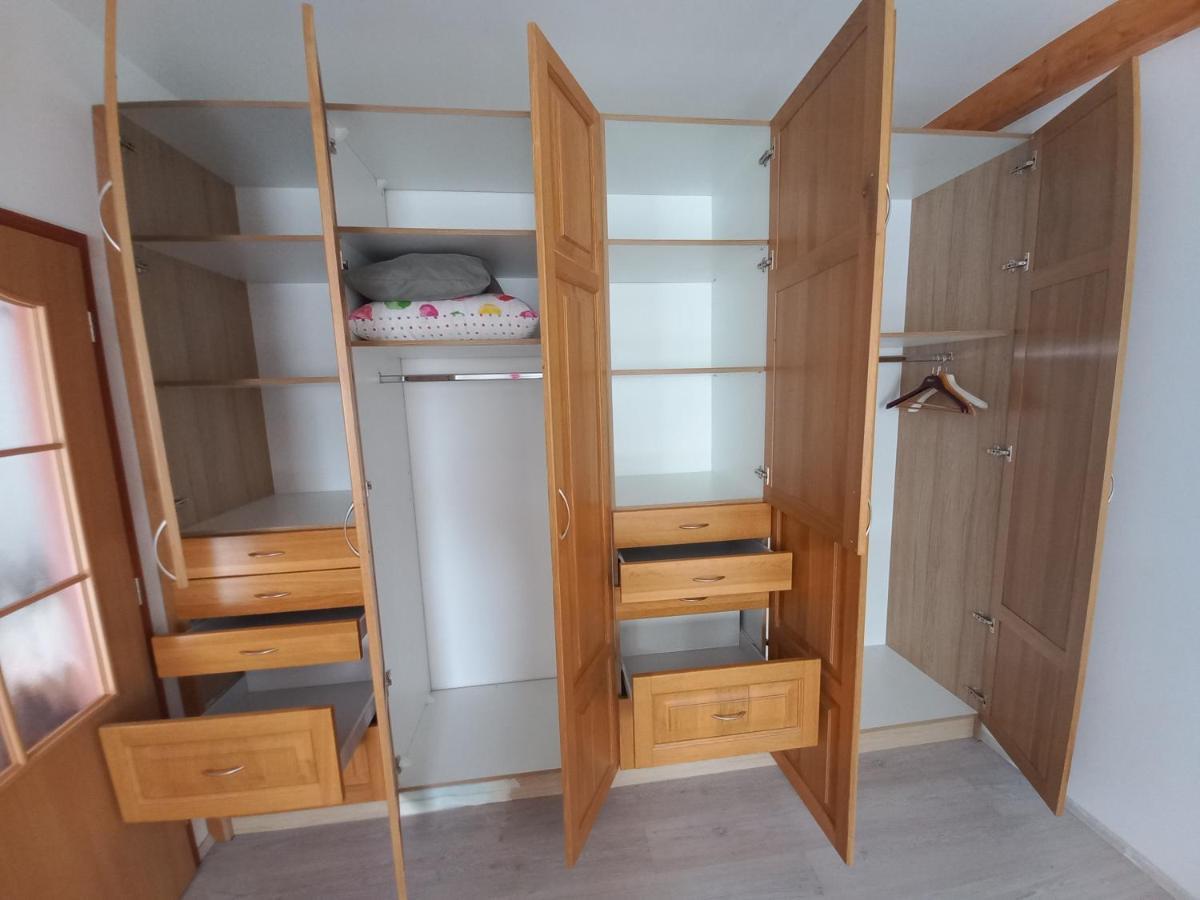Apartmany Kocanda Jesenice  Exterior foto