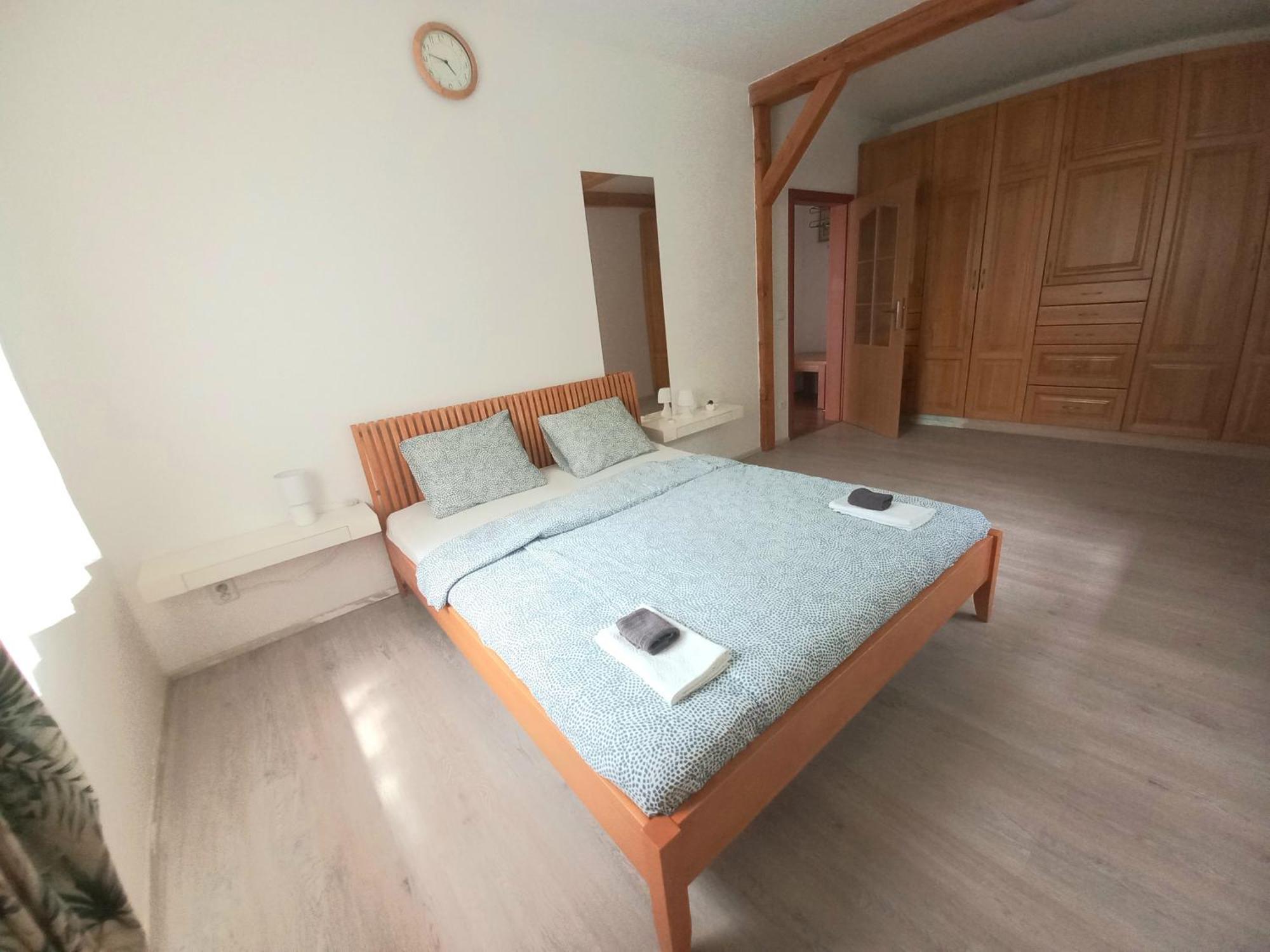 Apartmany Kocanda Jesenice  Zimmer foto